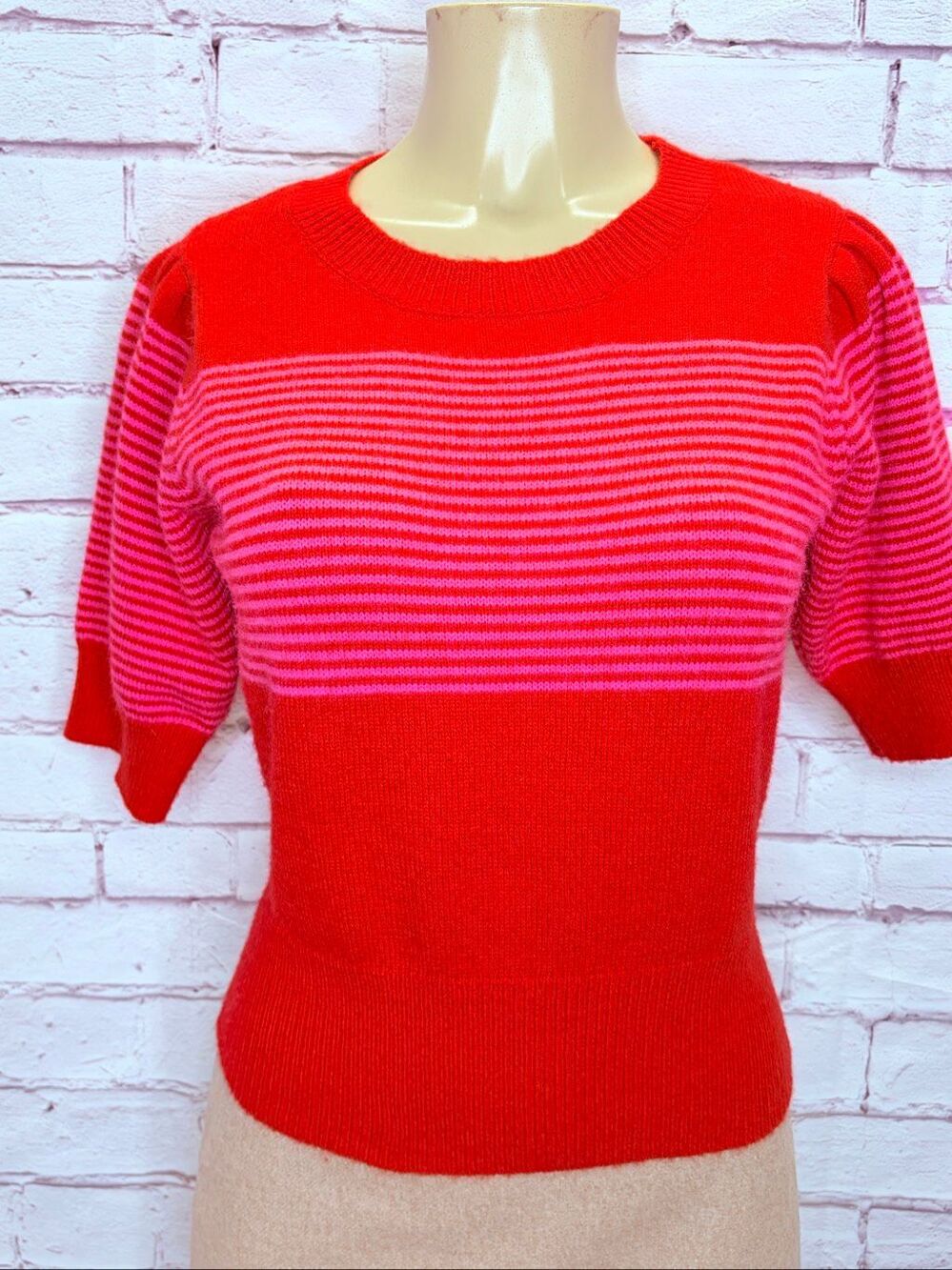 Lili Sidonio Womens Red Pink Striped Short Sleeve Knit Pullover Sweater Small